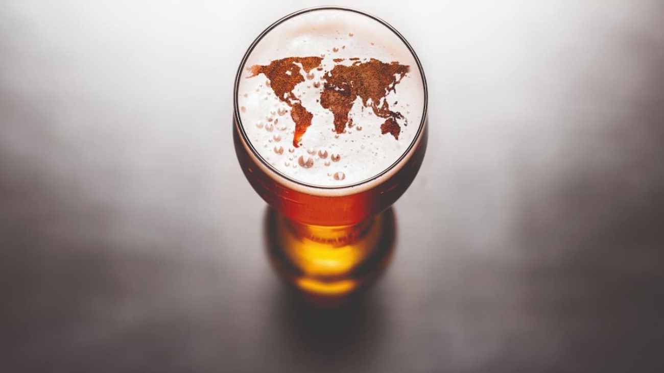 A cerveja é uma das bebidas mais apreciadas do mundo. Descubra locais onde degustar novos sabores dessa iguaria em meio a cenários inesquecíveis