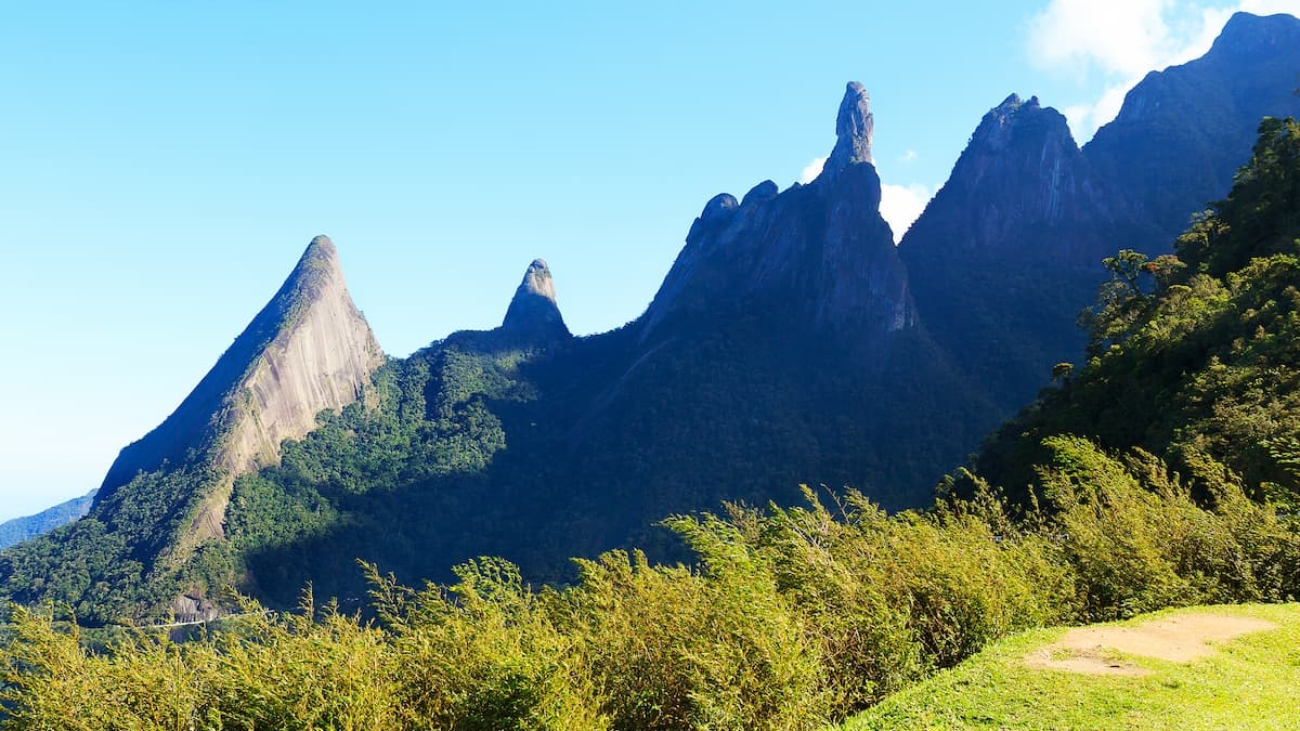 O Brasil possui um vasto território com montanhas e picos únicos.