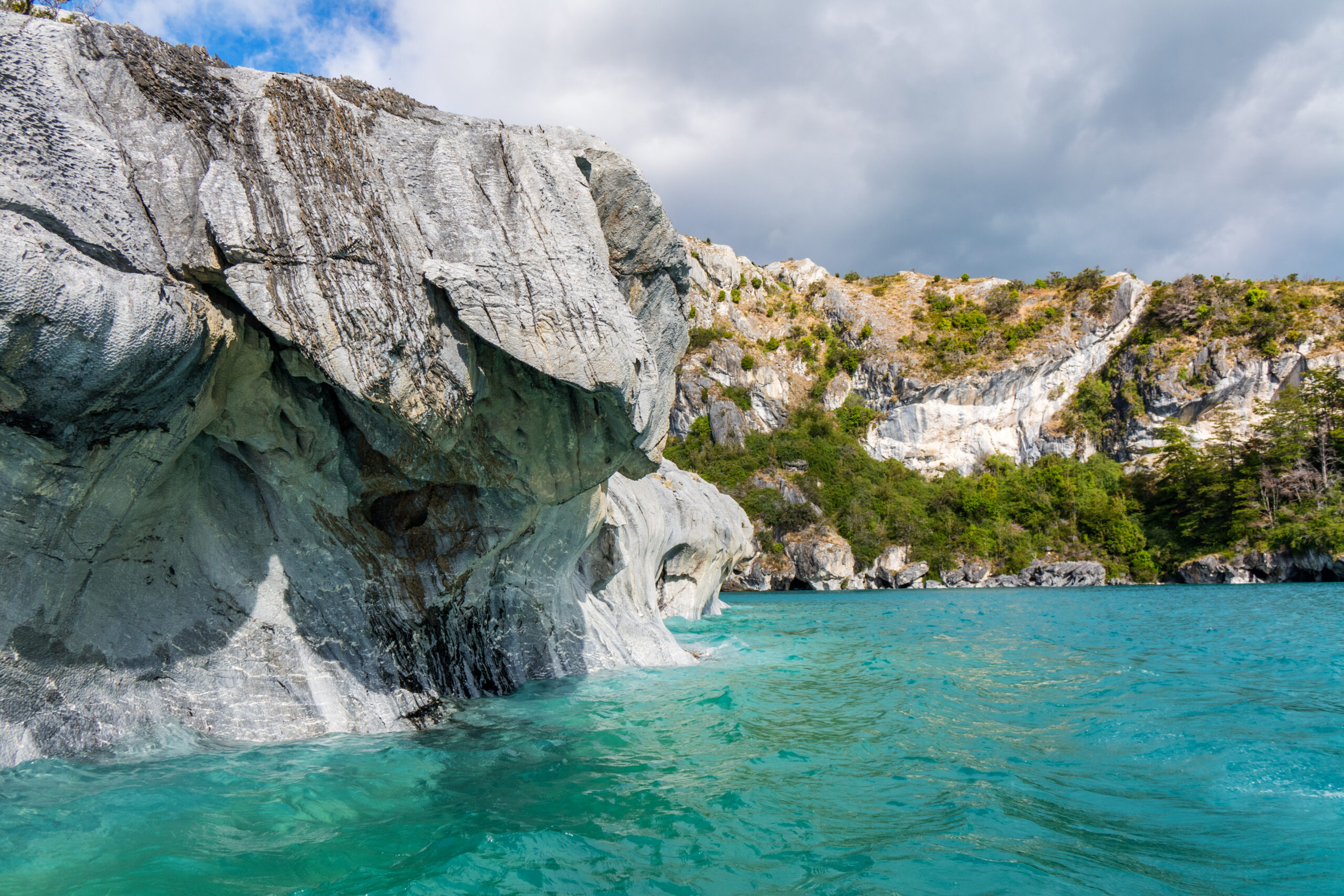 marble-caves-capillas-del-marmol-general-carrera-lake-landscape-lago-buenos-aires-patagonia-chile