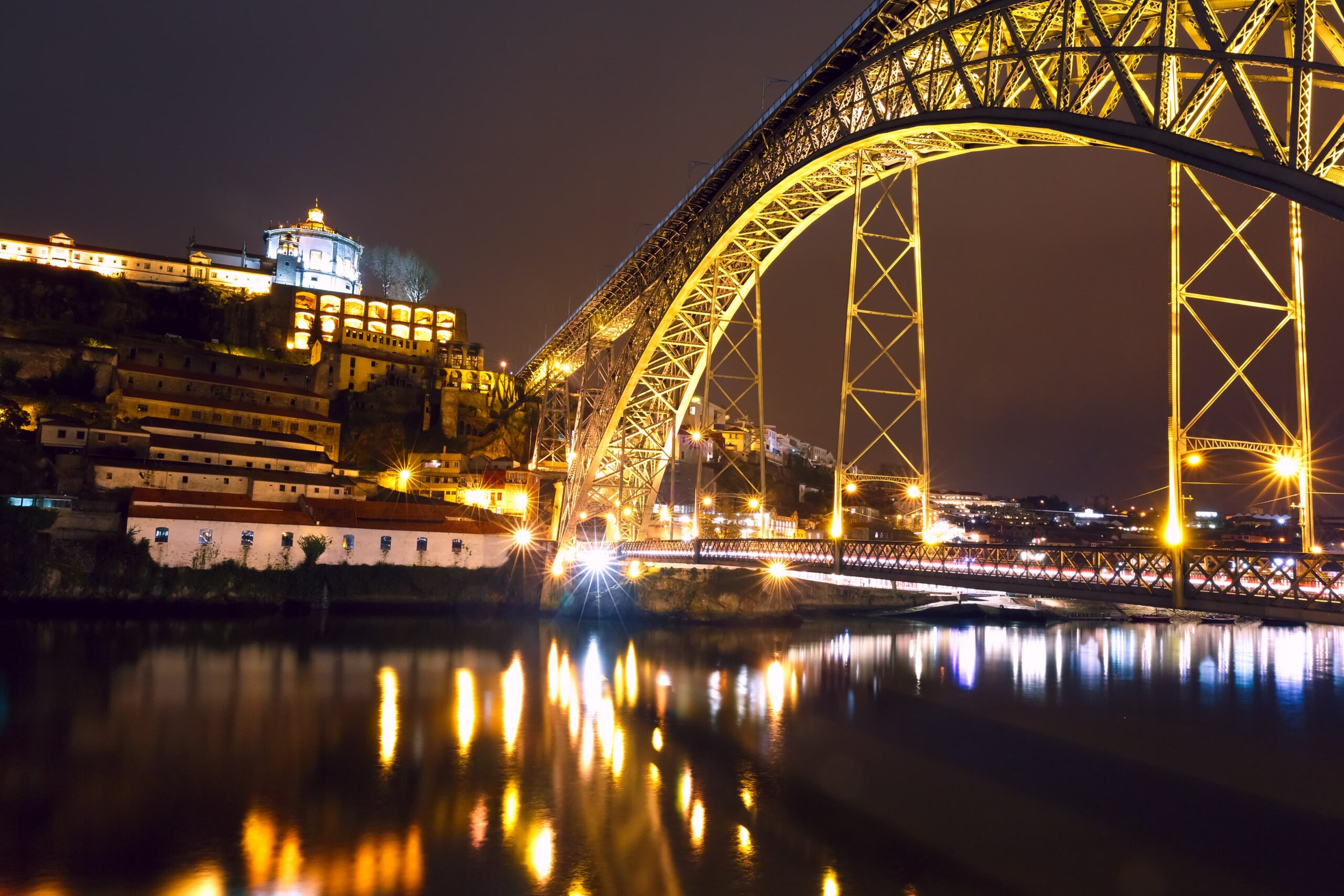 dom-luis-i-bridge-porto-night-portugal (1)