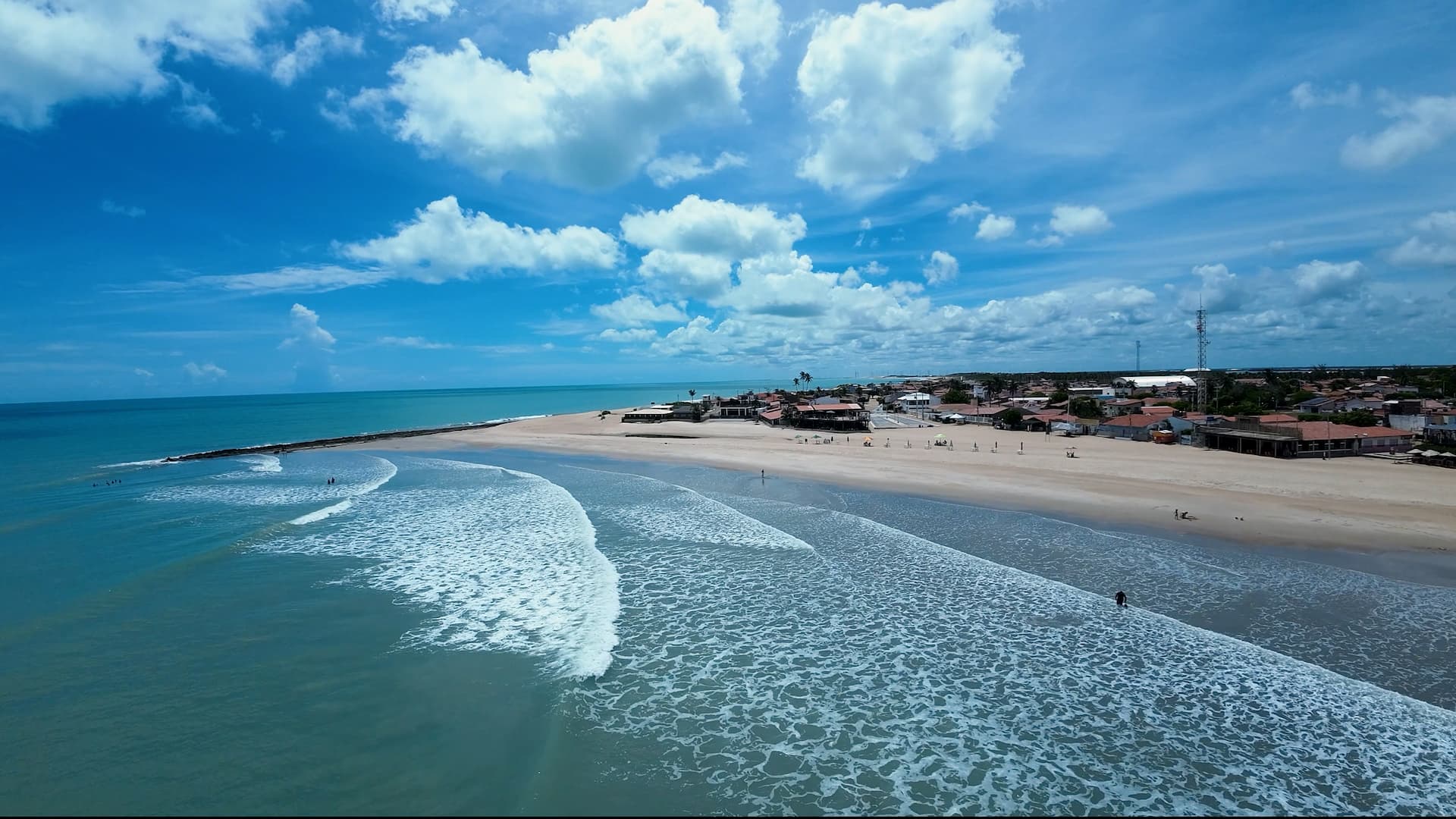 Vista aérea da belíssima Praia de Galinhos (1)