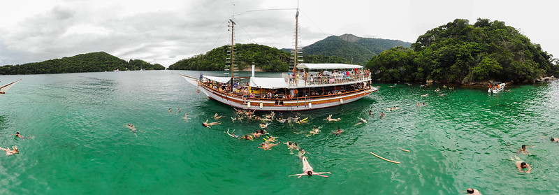 Passeio de Escuna – Angra dos ReisRJ (Crédito Rogério CassimiroMTur)