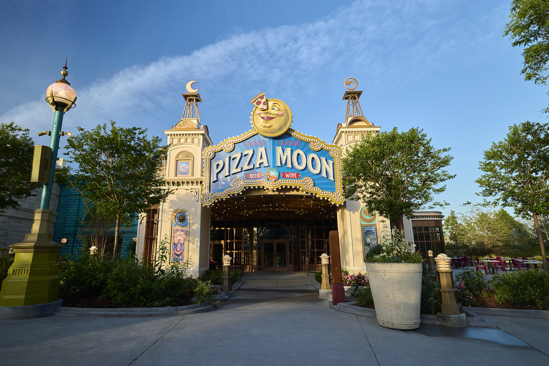 3_Celestial Park - Pizza Moon
