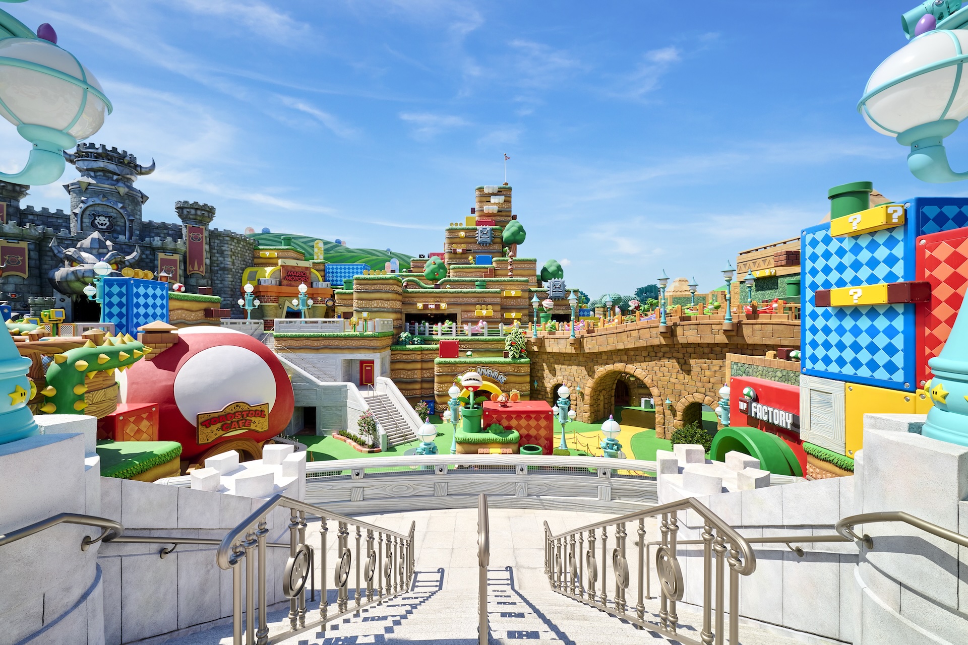 6_SUPER NINTENDO WORLD - Super Mario Land