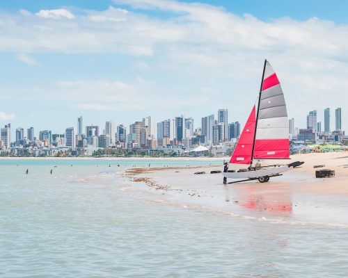 As praias de João Pessoa
sempre são uma boa pedida quando o assunto é férias, oferecendo paisagens deslumbrantes para momentos inesquecíveis